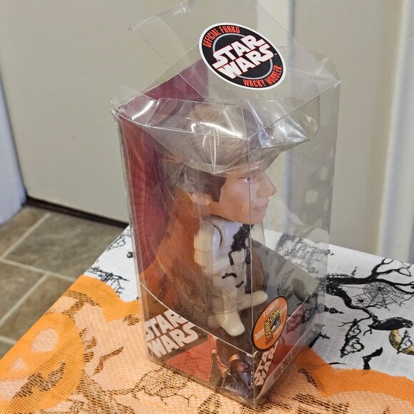 Star Wars Funko Wacky Wobblers Bobbleheads SDCC Han Solo Luke Skywalker Leia - Picture 10 of 14